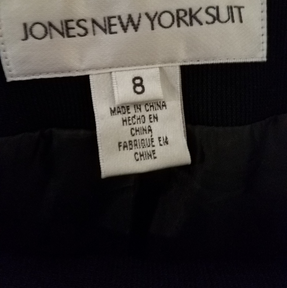 2Pc Jones New York suit - Picture 4 of 5